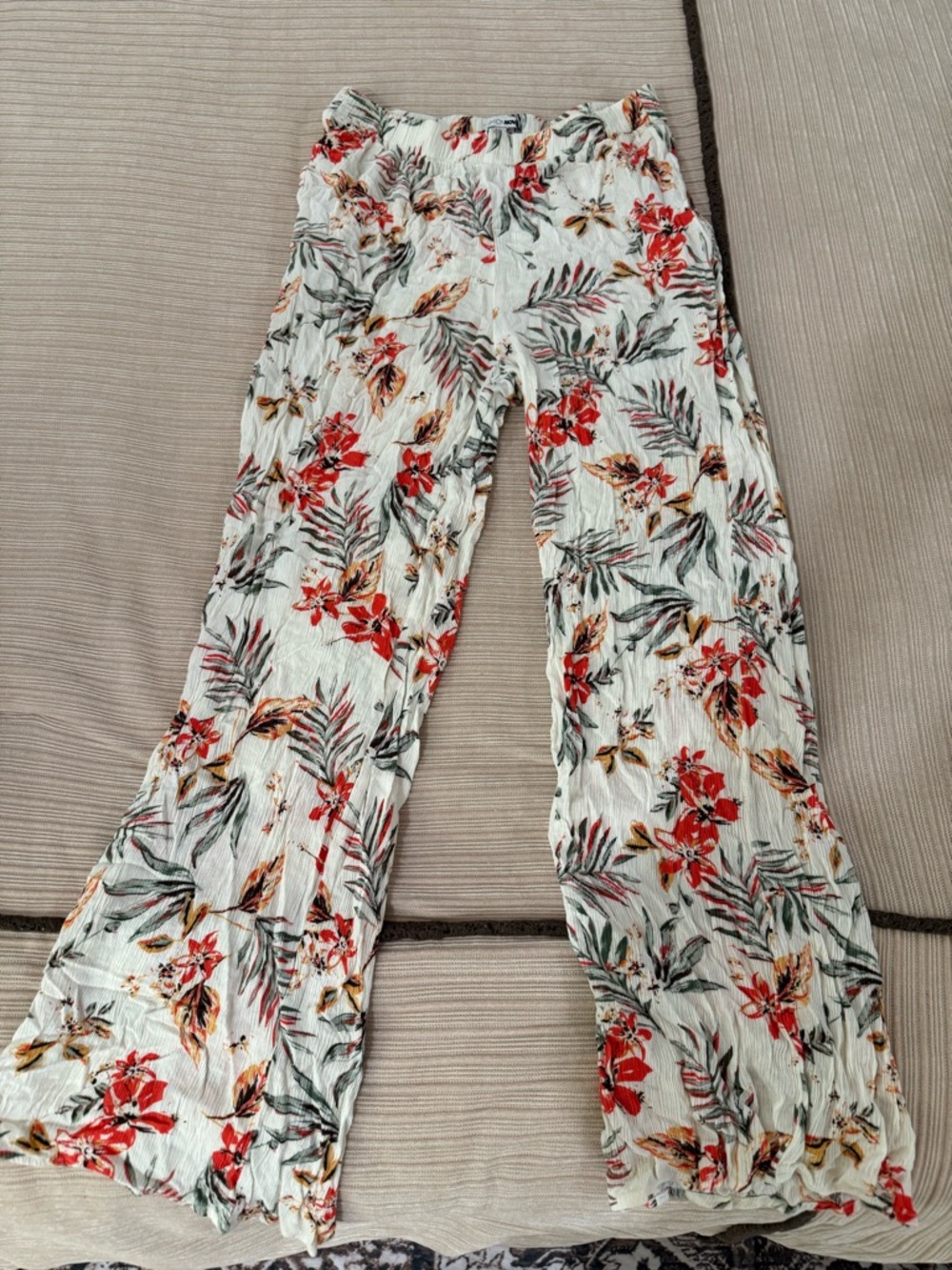 Fashion Nova White Floral Wide-Leg Pants